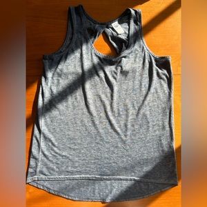 Te Verde Size Small Navy Tank Top